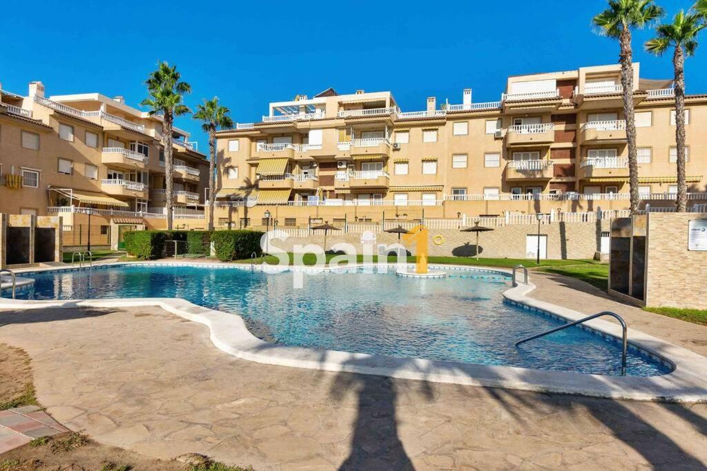 Apartment Atico En Guardamar Con 3 *