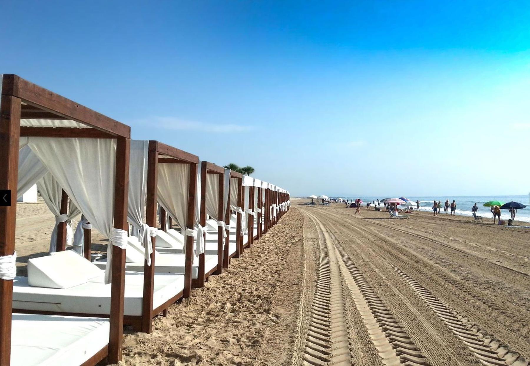 Apartamento Atico En Guardamar Con 3 *